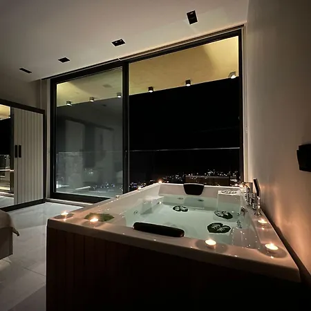 Ardic Hotel *