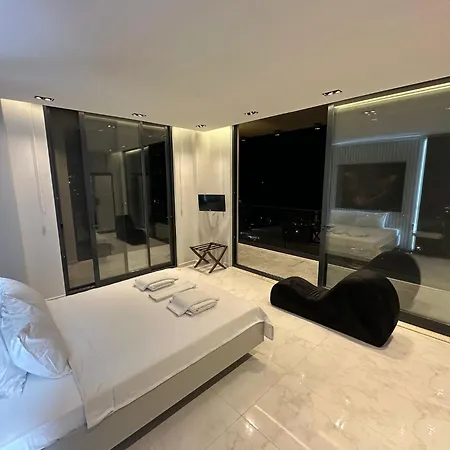 Ardic Hotel